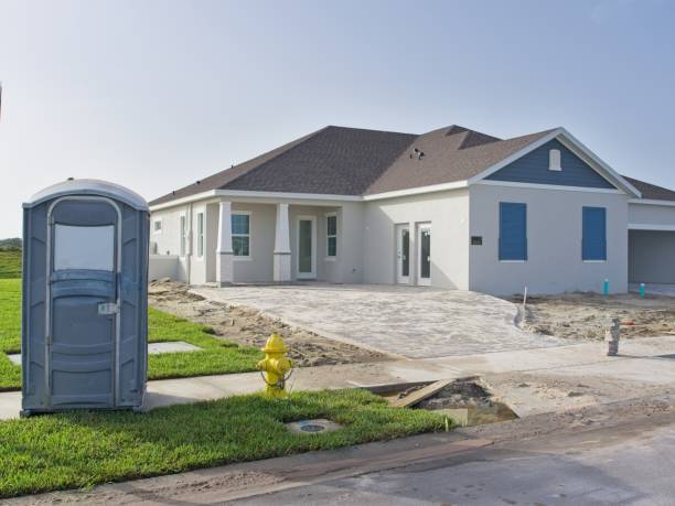 Portable Toilet Options We Offer in Winter Gardens, CA